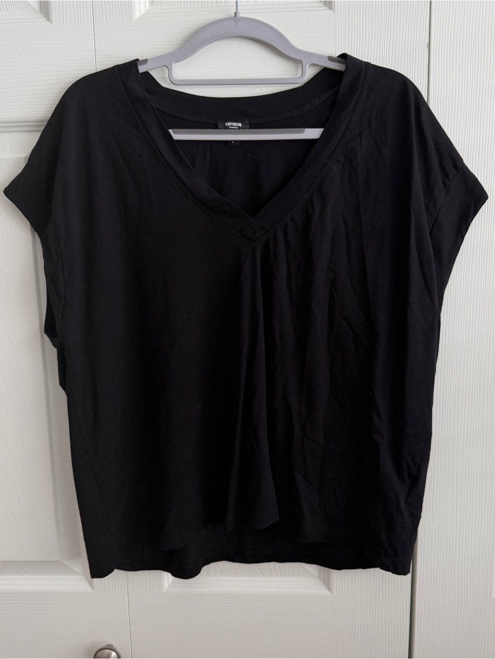 Express Black V-Neck Short Sleeve Tee